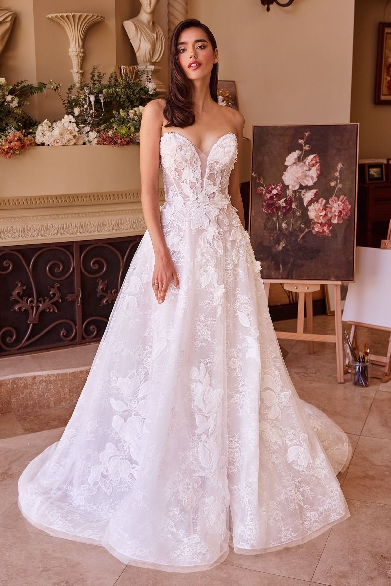 Abito da sposa a trapezio con scollo a cuore senza spalline di Andrea e Leo WL034