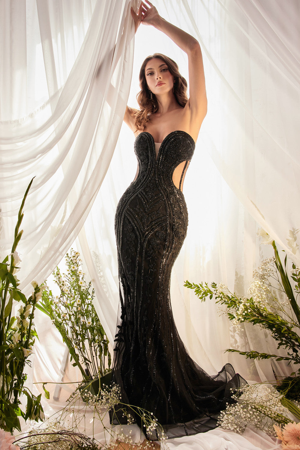 Share 133+ black lace mermaid gown