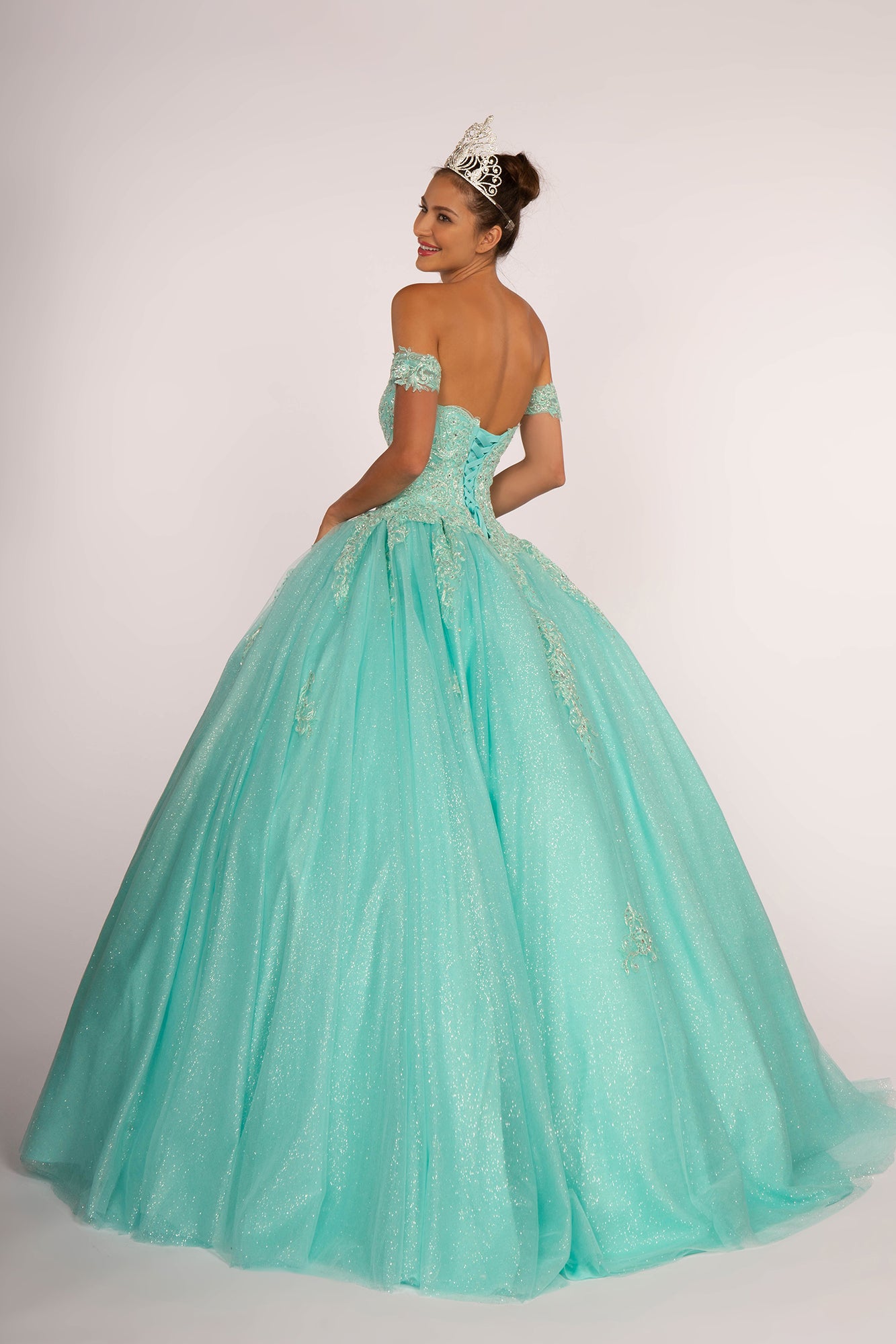 green emerald velvet dress Long Off Shoulder Ball Gown Quinceanera Dress main image 1